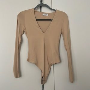 Aritzia Babaton bodysuit